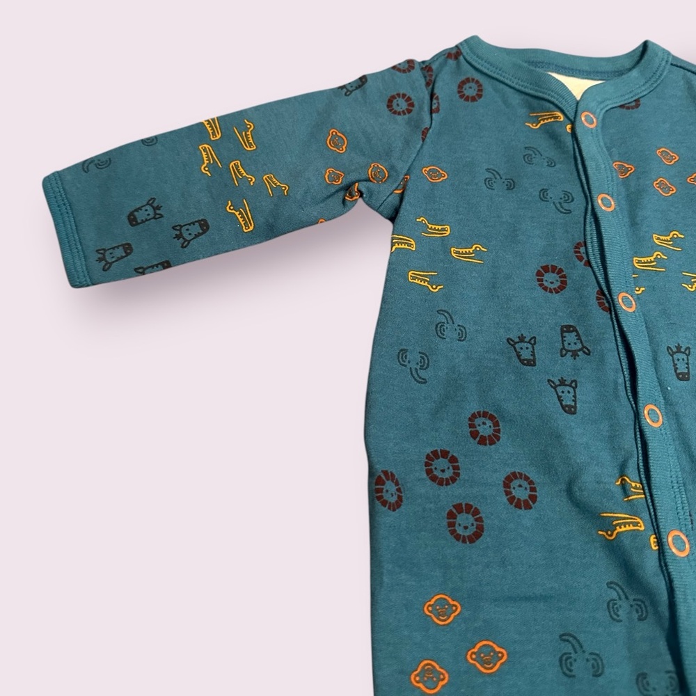 NWT Baby Carter's Teal Button Front Footies With Animal Print Size 3 Months - Picture 4 of 9